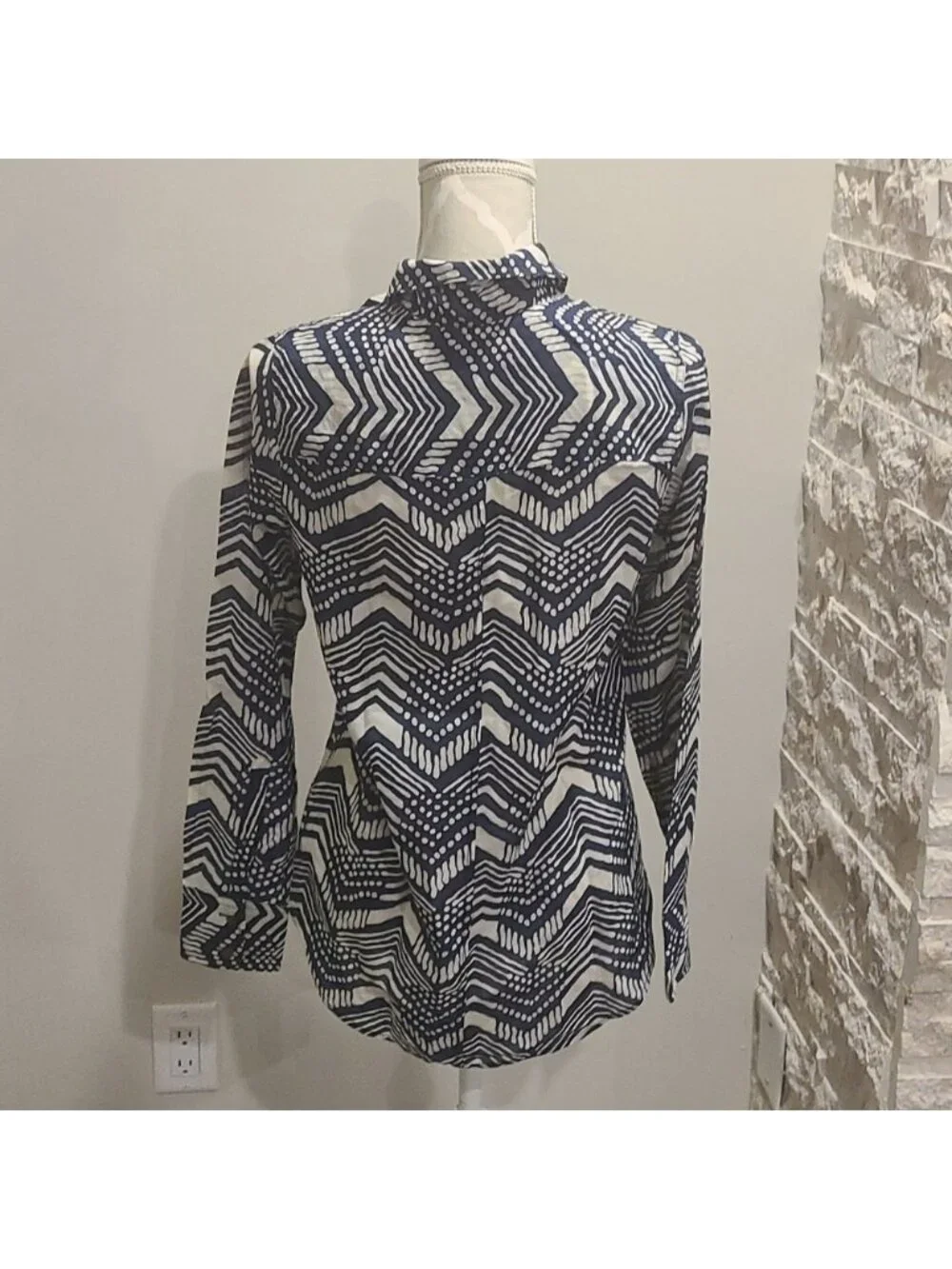 J Crew Boy pattern cotton and silk button up blouse blue & white